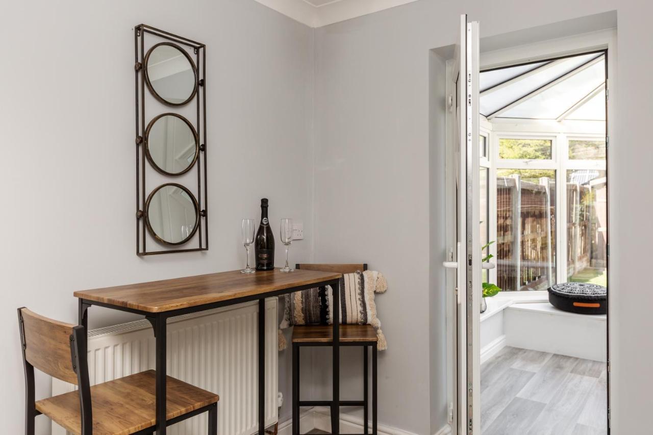 Curlew - 3 Bedrooms Wi-Fi, Parking, Contractors Thornton  エクステリア 写真