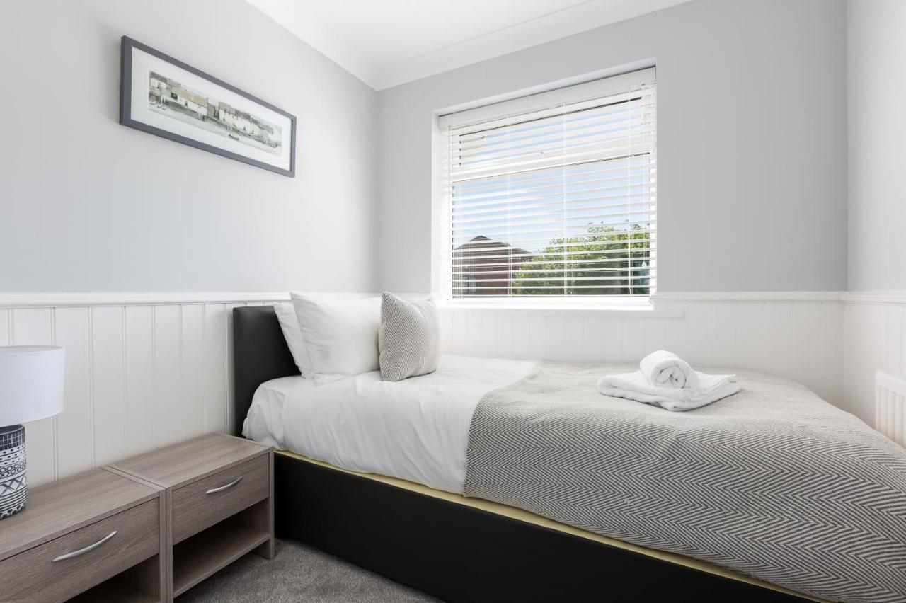 Curlew - 3 Bedrooms Wi-Fi, Parking, Contractors Thornton  エクステリア 写真